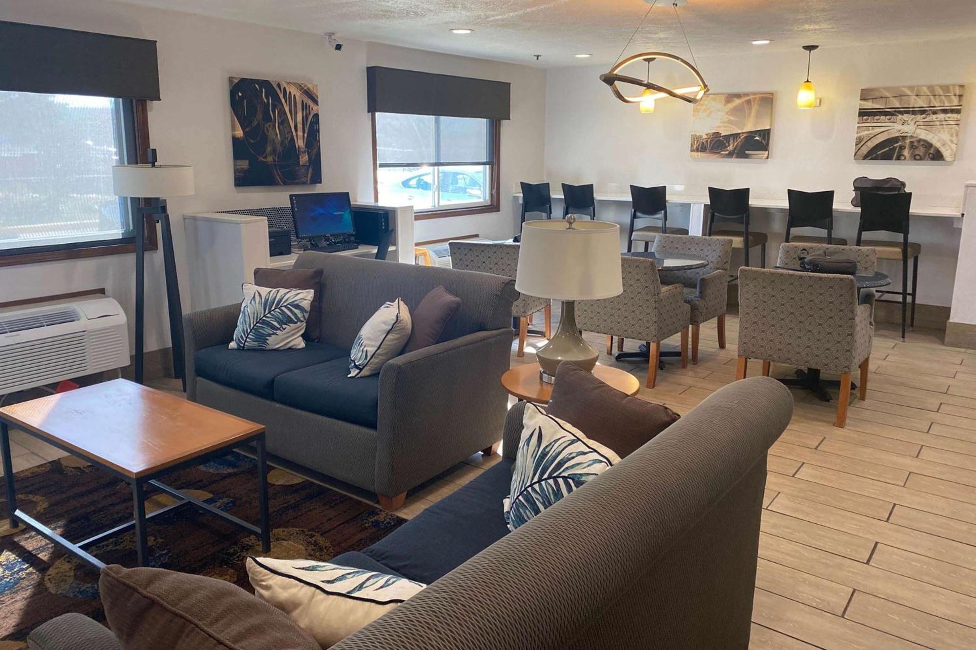 Baymont By Wyndham Il Motel 3*